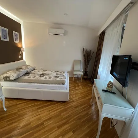 Apartment Solis *